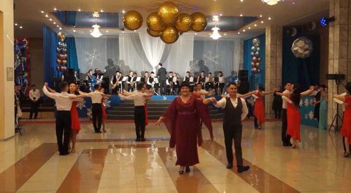 В Туве ректорский бал отгремел онлайн