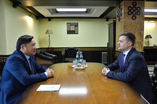 Владислав Ховалыг: «Власть всегда должна быть доступной для населения»