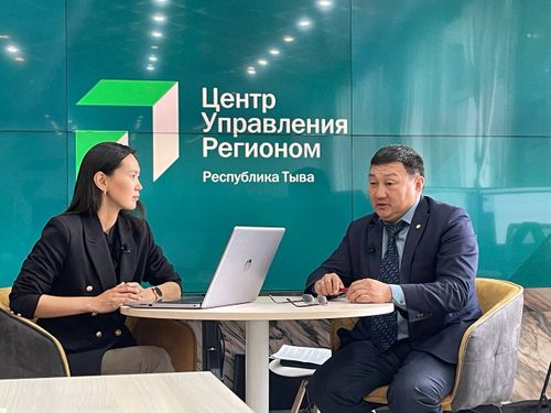 В прямом эфире ЦУР Тувы принял участие министр сельского хозяйства и продовольствия республики