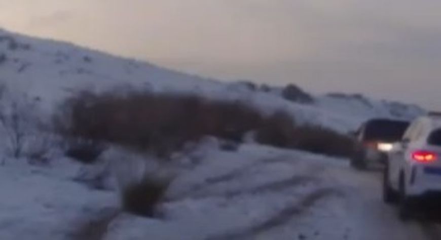 В Туве для задержания пьяного водителя инспекторы применили оружие