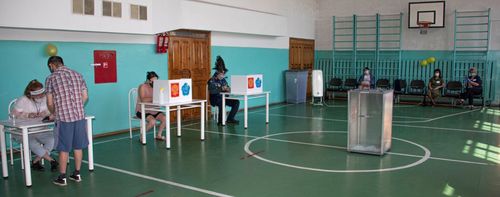 В ТУВЕ НА 15.00 ЯВКА НА ГОЛОСОВАНИЕ ПО ВОПРОСУ ВНЕСЕНИЯ ИЗМЕНЕНИЙ В КОНСТИТУЦИЮ РОССИИ  СОСТАВИЛА 88,25%