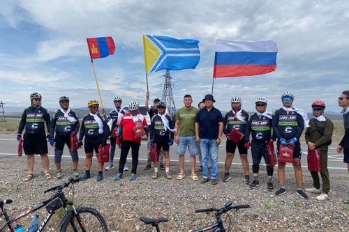 В Туве «Единая Россия» поддержала международный велопробег
