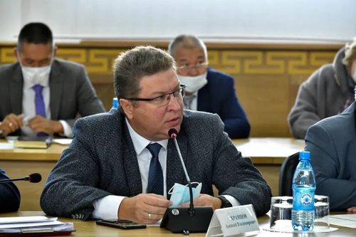 Өөрүп четтириишкин.