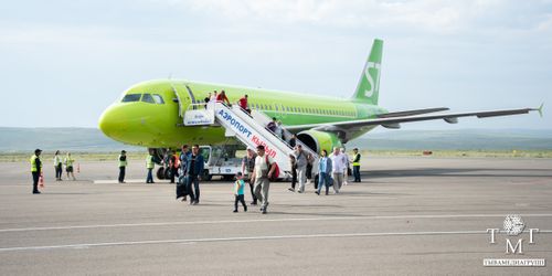 В аэропорту Кызыла приземлился первый самолёт от компании S7, рассчитанный на 170 пассажиров