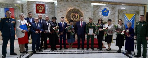 Шылгарааннарга күрүне шаңналдарын тывыскан