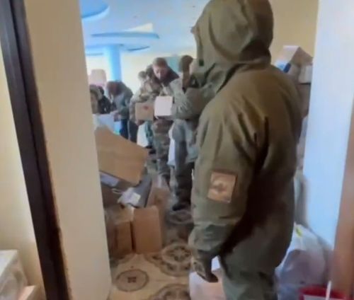 Более 35 тонн гуманитарного груза из Тувы доставлено бойцам, находящимся в зоне СВО