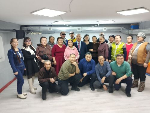 В Туве отметили Международный день инвалидов конкурсом сочинений по шрифту Брайля