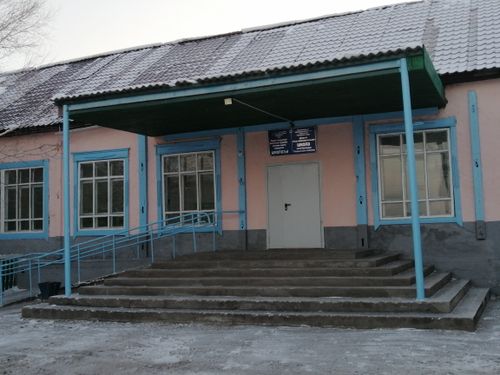 Школа ещё послужит