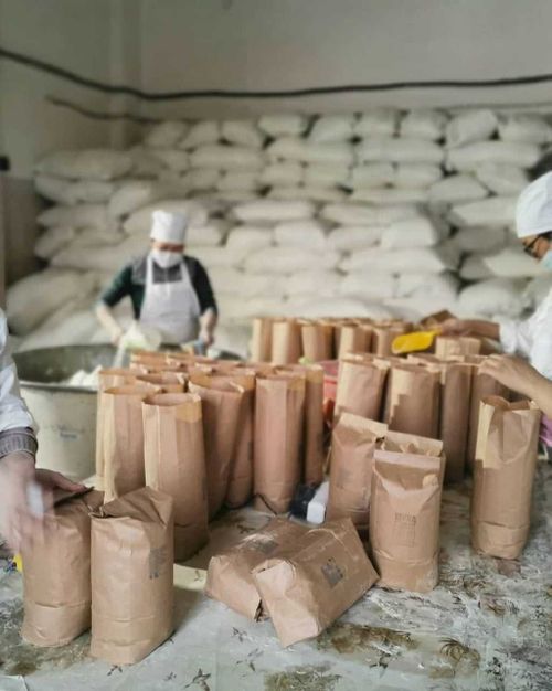 Тандинская мука уже на прилавках Кызыла