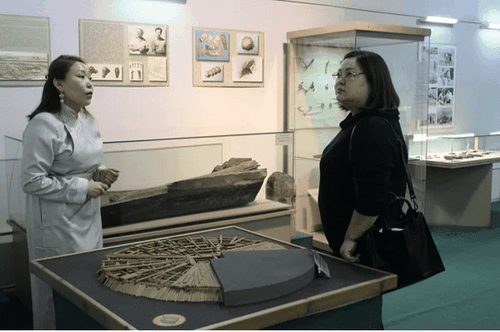 Министр культуры республики Алтай Ольга Антарадонова посетила Национальный музей Тувы