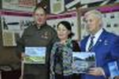 Дотянуться до героя