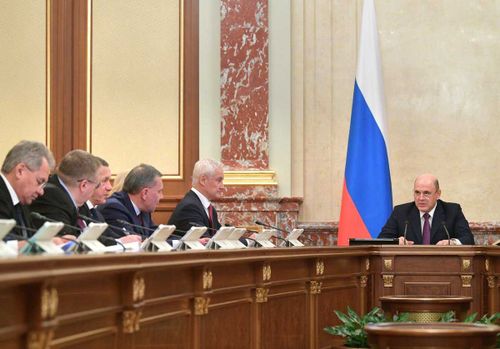 До 1 января 2021 года введен мораторий на начисление и взыскание неустойки по долгам за ЖКУ