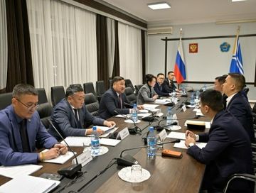 Глава Тувы встретился с новым руководством ООО «Лунсин»