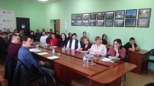 В ТувГУ прошел круглый стол, посвященный 100-летию М.Б. Кенин-Лопсана