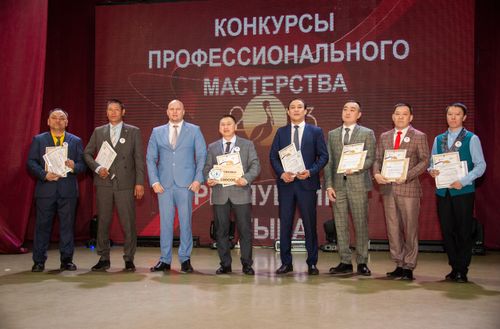 «Эр башкы – лидер болгаш дагдыныкчы» төлевилел