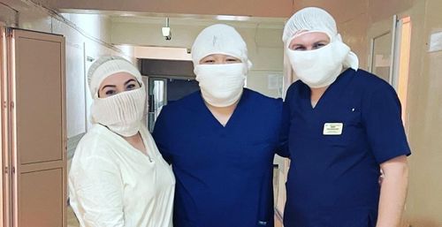 Врачи из Тувы в Луганске