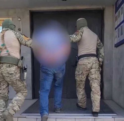 В Туве задержан обувщик-вымогатель 