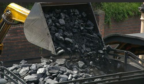 Обеспечение населения углем-на контроле правительства Тувы