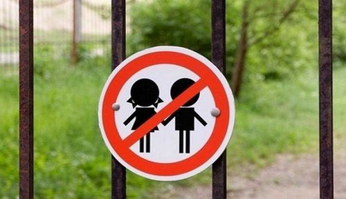 В России из-за СOVID-19 закрываются детские лагеря