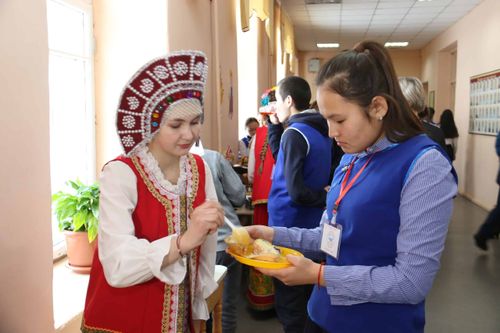 Дети оленеводов в гостях у сарыг-сепских школьников