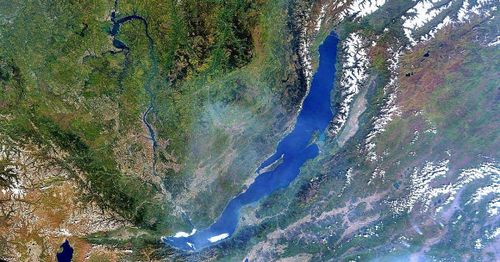 «Единая Россия» предложила ужесточить штрафы для загрязнителей байкальской территории и запретить использовать там пластиковую посуду