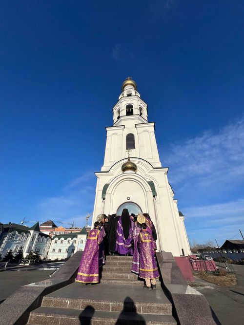 Глава Тувы поздравил православных с Пасхой