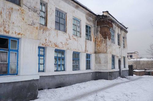 Дом вверх дном и причём тут оркестр?