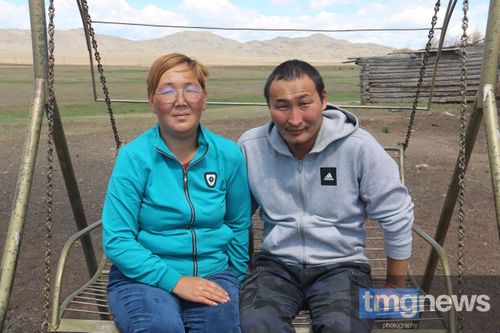 Саттар үндүрүглерин төлепкеш, дыштыг удуп турар