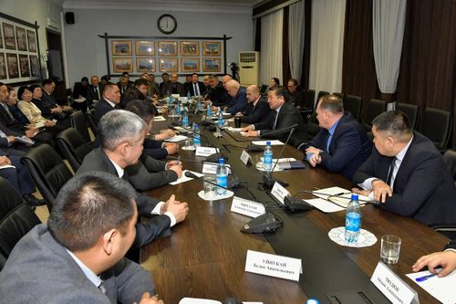 Владислав Ховалыг: «Одна из основных задач на сегодня – обеспечить благополучное прохождение зимовки»