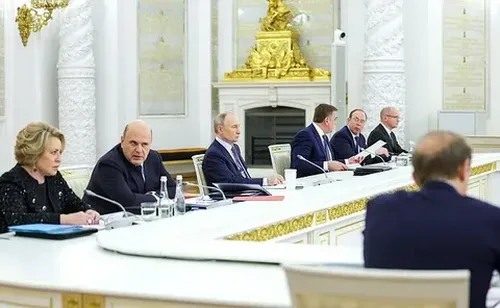 Владислав Ховалыг принял участие в Государственном Совете под руководством Владимира Путина