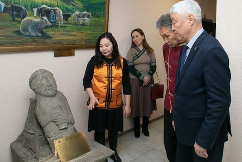 Наука прикладная, живая и полезная