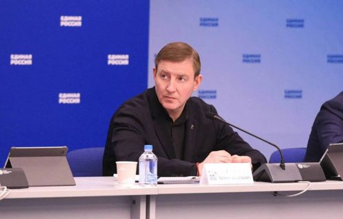 Андрей Турчак раскритиковал регионы за срыв сроков проведения капремонта школ