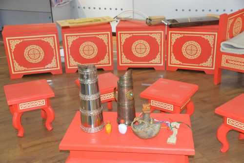 Делгелгеге Азия төвүн төлээлеп...