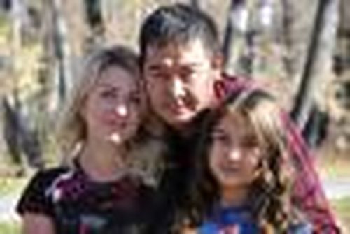 А дочь у нас мулатка-шоколадка