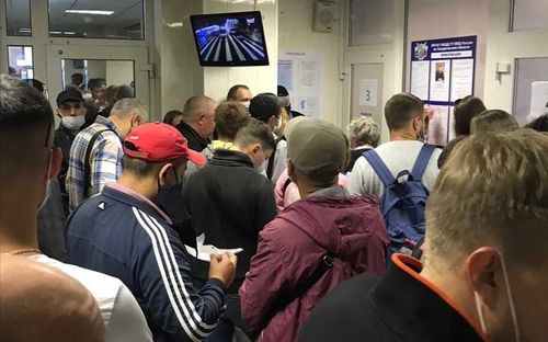 ГИБДД ликвидирует очереди при регистрации машин