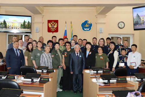 В Туве состоялась церемония награждения парламентскими наградами