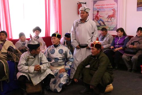 Сегодня - День отца. В Баян-Коле прошел конкурс «Праздник аркана»