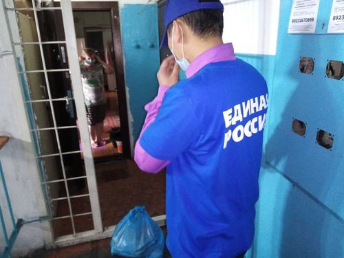 Волонтерским центрам "Единой России" - один год!