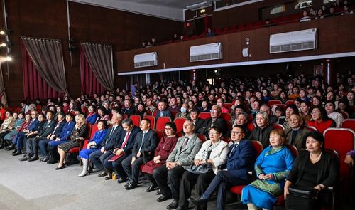 Владислав Ховалыг: «Эртемден кадрларывыстың арга-шыдалын деткиир»