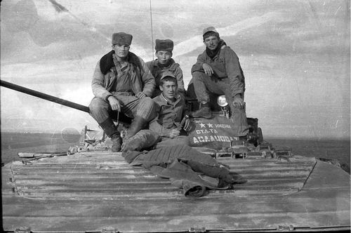 АЯС БАРАА: «А СОЛДАТСКАЯ ДРУЖБА КРЕПЧЕ БРОНИ»