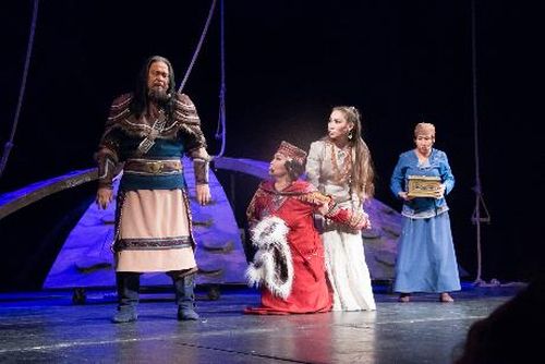 Тувинский театр с успехом выступил перед московским зрителем