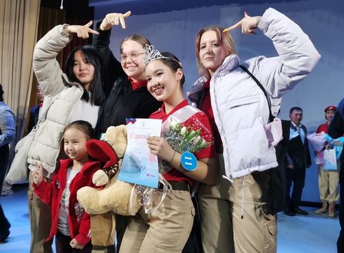 В Туве прошел последний этап конкурса «Мисс Юнармия»