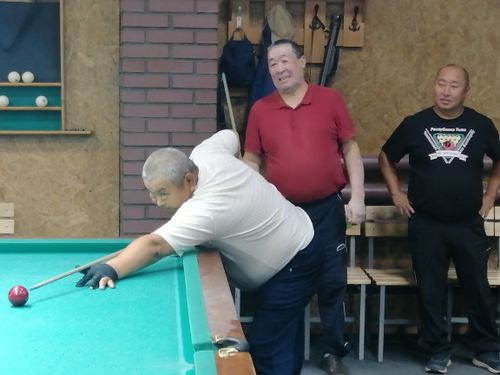В Туве прошел турнир по бильярду памяти Александра Хойлака