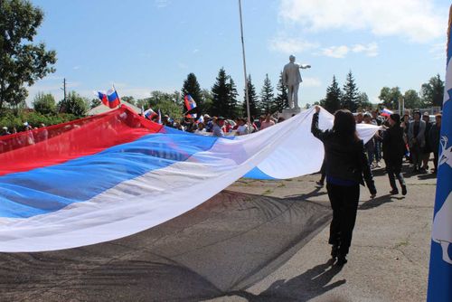 Районы Тувы в День государственного флага провели спортивные и интеллектуальные соревнования