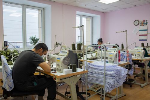 В Туве «БТК групп» открыла дополнительный швейный цех