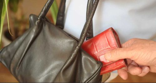 Кто ворует, тот беды не минует. В Кызыле проходят мероприятия по профилактике карманных краж