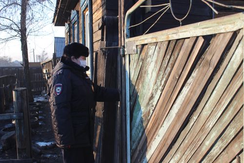 Полкило конопли «затаилось» под сидением «семерки»