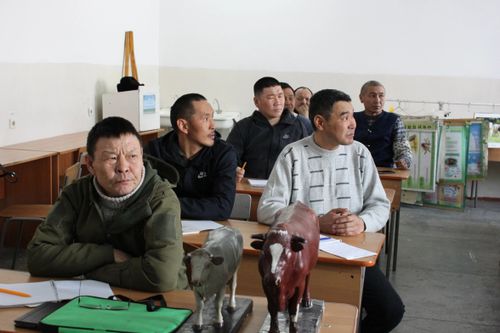 Ветераны СВО проходят обучение по основам ведения крестьянско-фермерского хозяйства