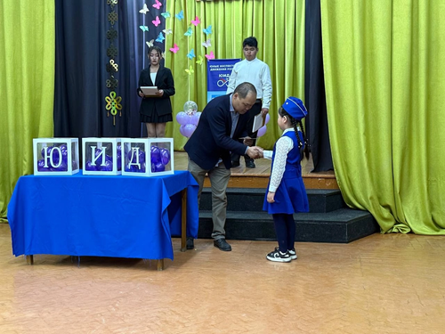 Отряд ЮИД начал свою работу в школе N11 города Кызыла