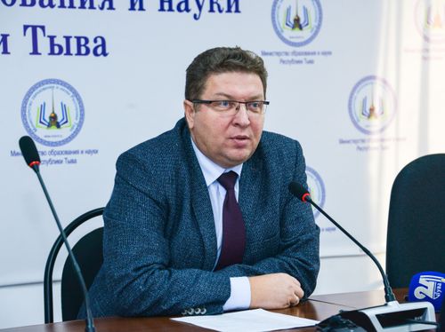 Храмцов о «пятидневке» и отмене региональных проверочных работ